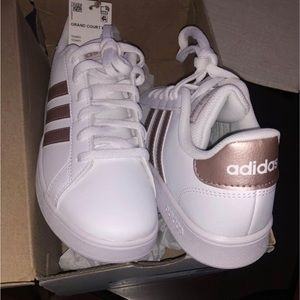 Girls Adidas tennis shoes